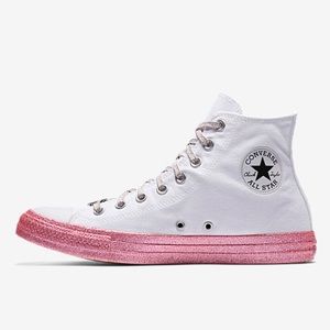 Converse Miley X Cyrus White High Tops 9.5